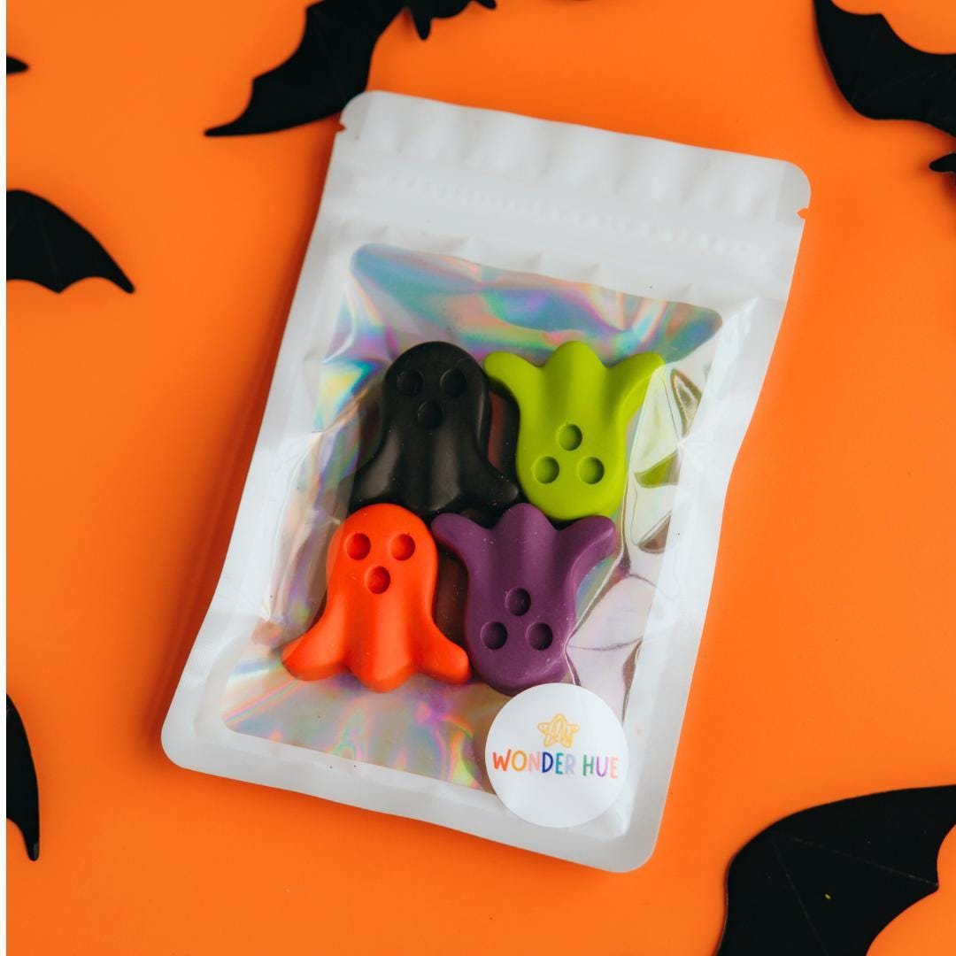 Trick Or Treat Alternative Ghost Shaped Crayons Non Candy Halloween Favors Handmade Party Supplies For Kids Classroom Safe Handouts Coloring Activity Fun Goodie Bag Fillers School Party Treats Educational Gift Option Perfect For Halloween