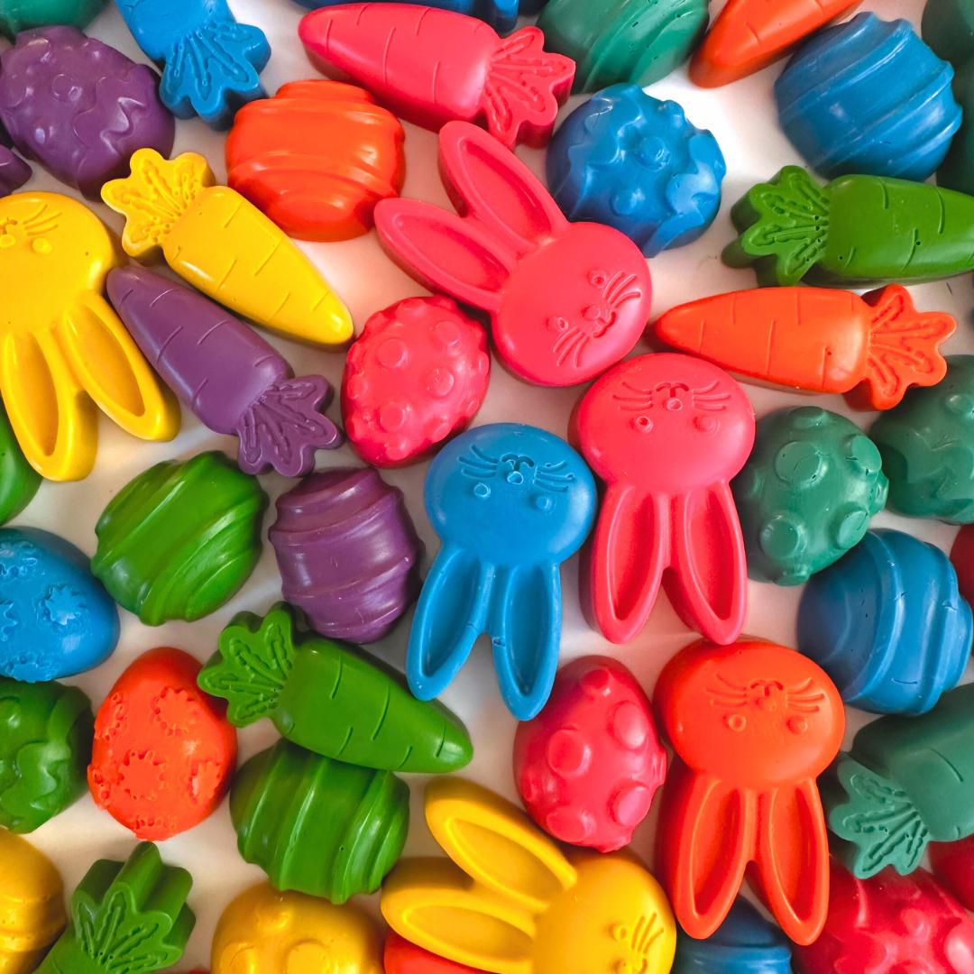 Classroom Reward Easter Crayon Set Non Toxic Handmade Gift Toddler Safe Coloring Supply Non Candy Basket Filler Sugar Free Alternative Egg Shaped Bunny Shaped Carrot Shaped Mini Crayons Spring Party Favor Preschool Activity Egg Hunt Prize