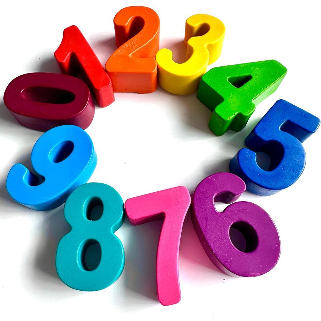 Creative Play Learning Tools Number Shaped Crayons Educational Art Supplies Preschool Math Toys Rainbow Colors Counting Activities Toddler Learning Games Number Recognition Practice Hands On Educational Fun Birthday Party Favors Classroom
