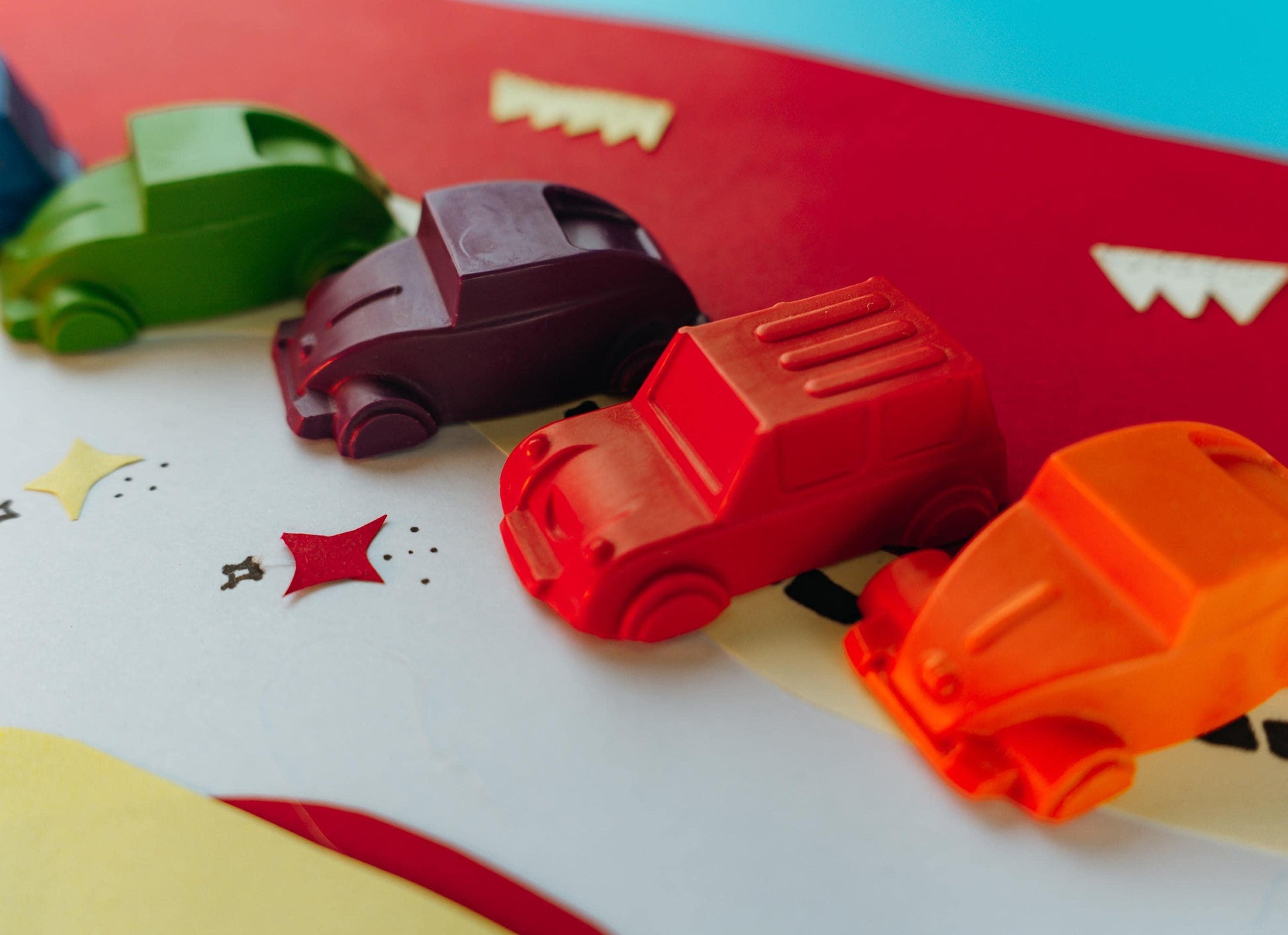 Toddler Gift Set Car Shaped Crayons Creative Play Art Supplies Vehicle Design Rainbow Colors Perfect Birthday Party Favors Non Toxic Wax Safe For Children Hand Poured Small Batch Quality Preschool Classroom Activities Drawing Tools Goody