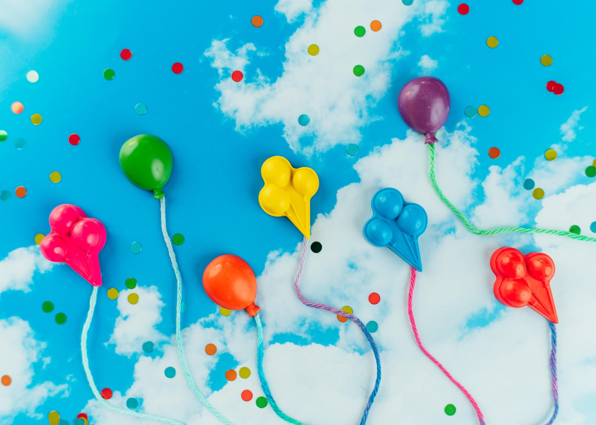 Creative Art Supplies Balloon Shaped Crayons Rainbow Colors Kids Party Favors Non Candy Birthday Gift Set Handmade Novelty Items Toddler Preschool Activity Ideas Screen Free Play Educational Gifts Classroom Rewards Party Bag Fillers