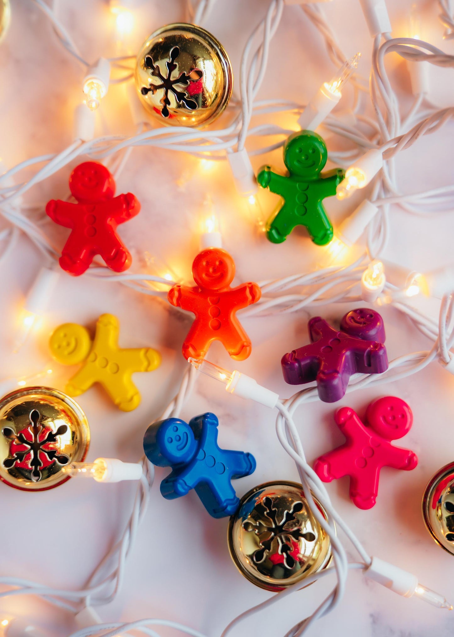 Kids Party Favor Gingerbread Crayon Set Holiday Gift Collection Christmas Stocking Stuffer Ideas Shaped Crayons Festive Classroom Supplies Toddler Present Options Handmade Custom Design Vibrant Colors Non-Toxic Materials Creative Art
