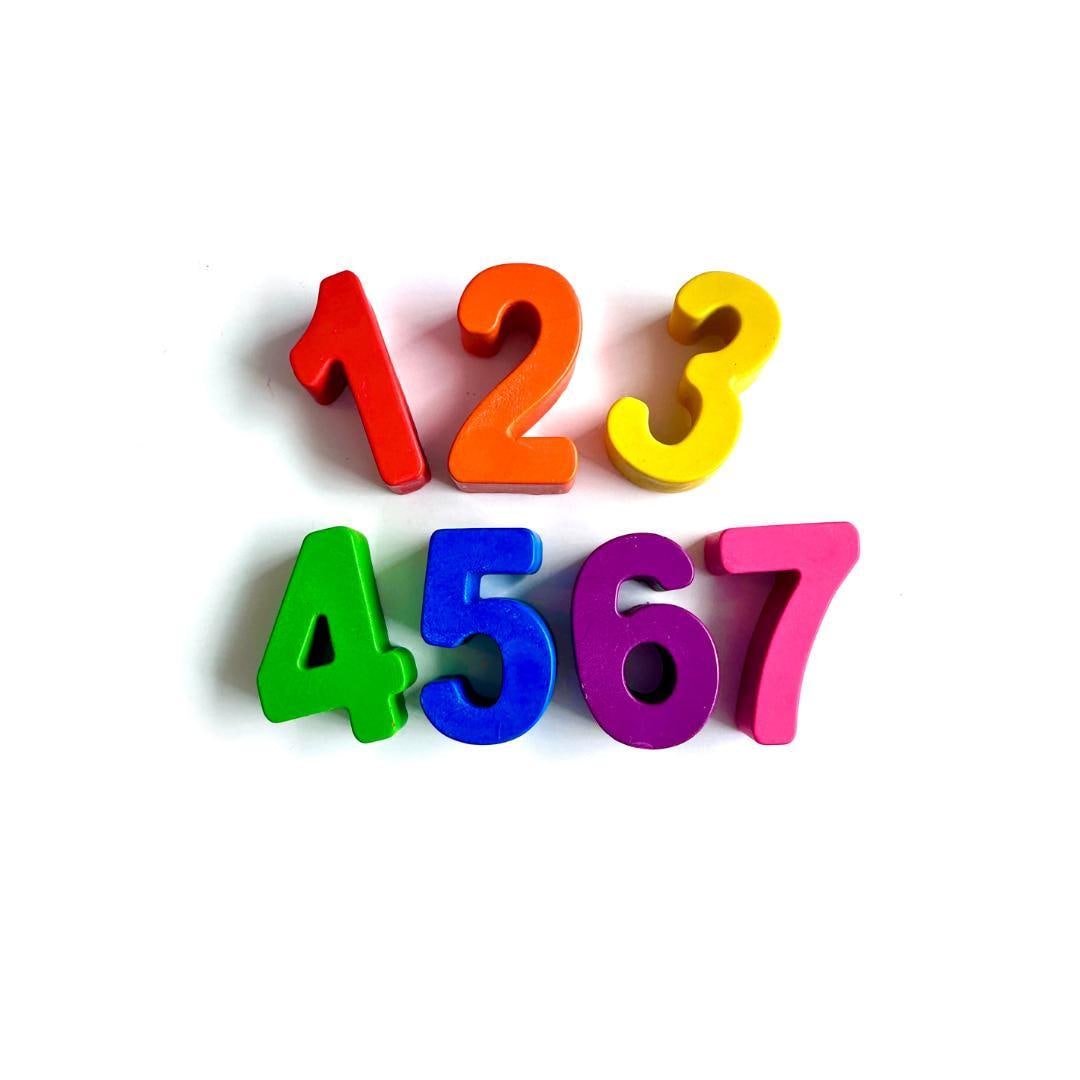 Birthday Party Favors Kids Educational Gifts Number Shaped Crayons Preschool Learning Tools Rainbow Color Counting Toys Math Activities Number Recognition Practice Creative Play Supplies Toddler Educational Toys Classroom Gift Ideas Hands